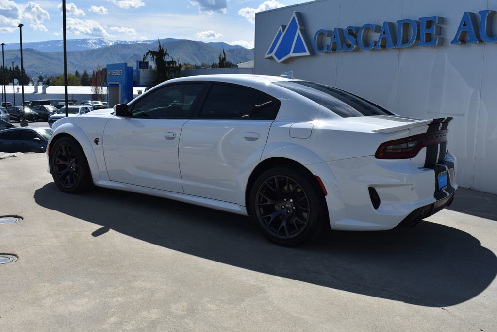 Used 2022 Dodge Charger SRT Hellcat w/ Harman/Kardon Audio Group image 5