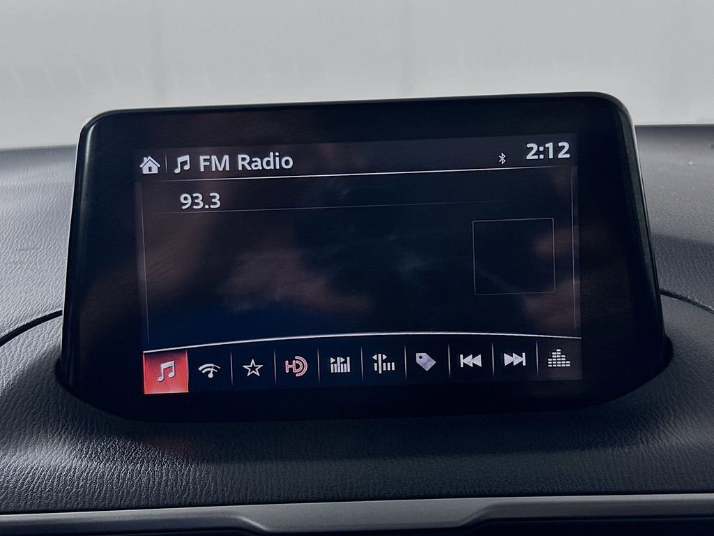 Used 2017 MAZDA MAZDA3 Touring FWD image 18