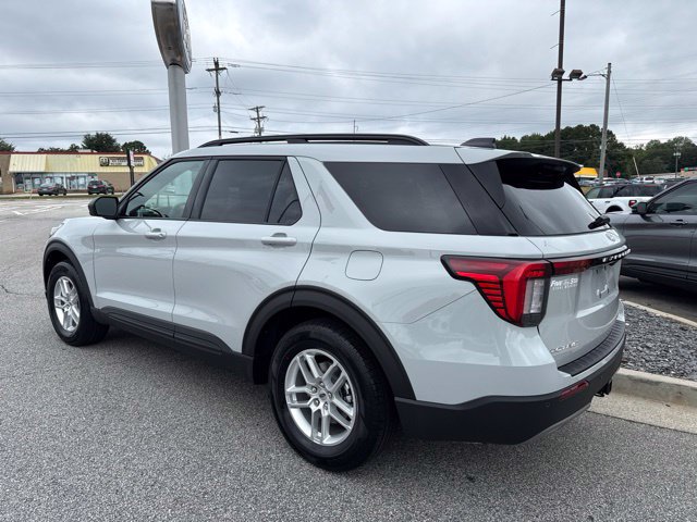 New 2027 Ford Explorer Active w/ Active Comfort Package RWD image 8