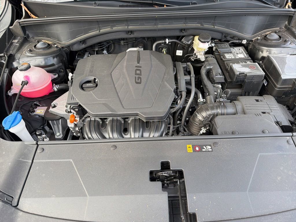 Certified 2025 Kia Sorento S w/ Panoramic Sunroof Package image 12