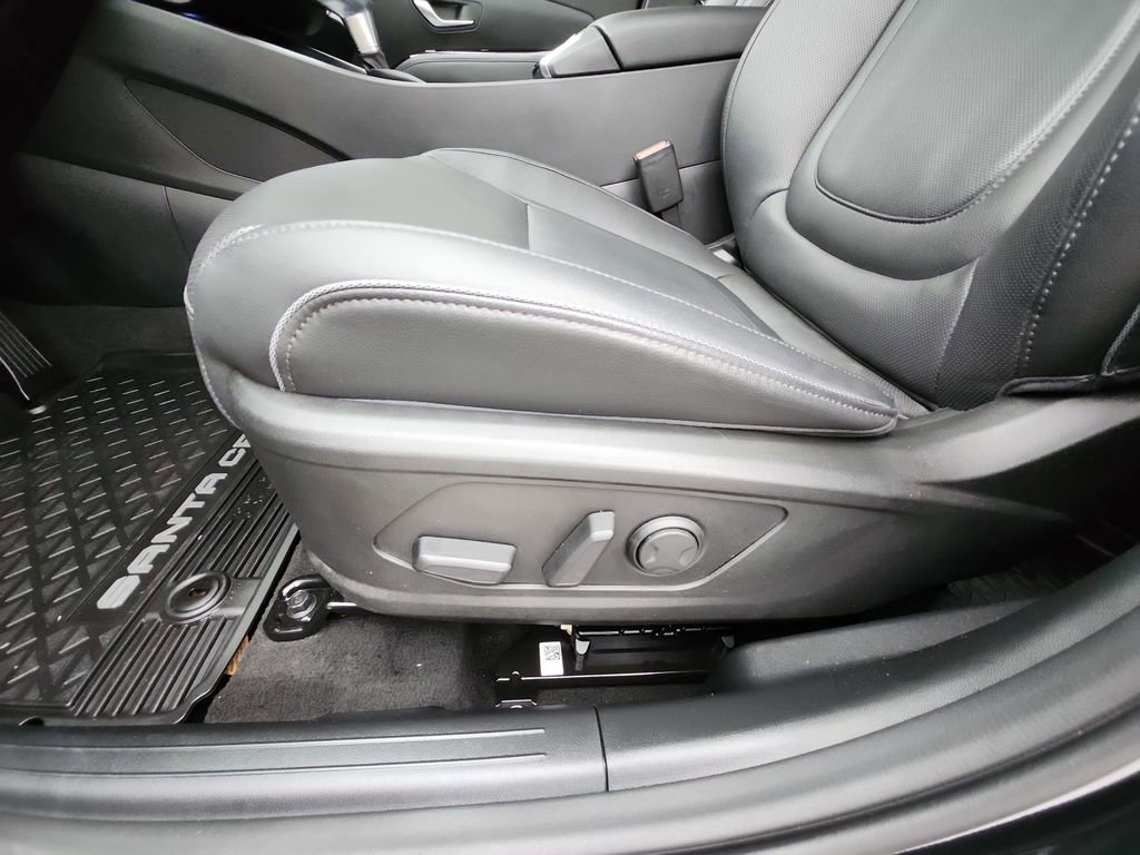 Used 2023 Hyundai Santa Cruz Limited image 40