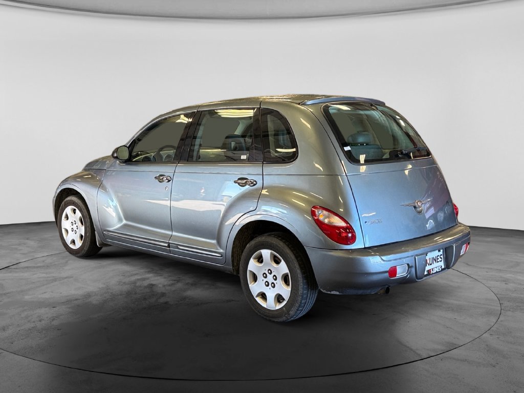 Used 2008 Chrysler PT Cruiser FWD image 6