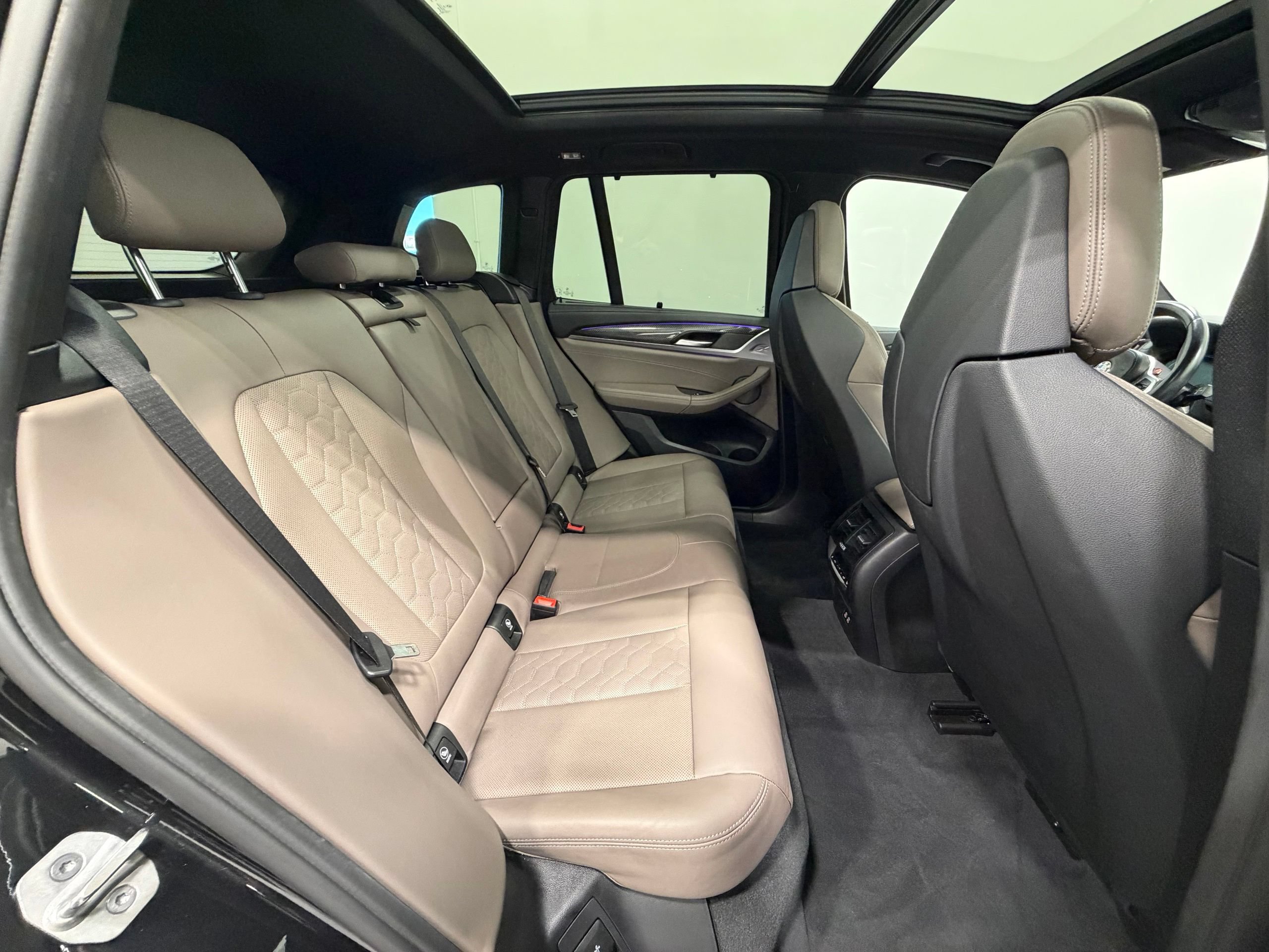Used 2021 BMW X3 M w/ Executive Package AWD/4WD image 27