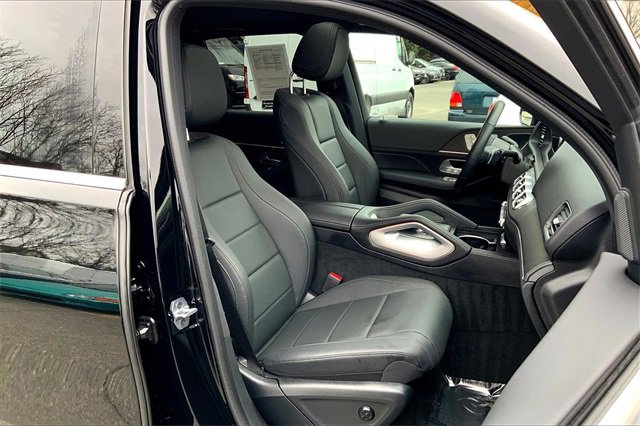 Used 2025 Mercedes-Benz GLE 350 4MATIC image 7