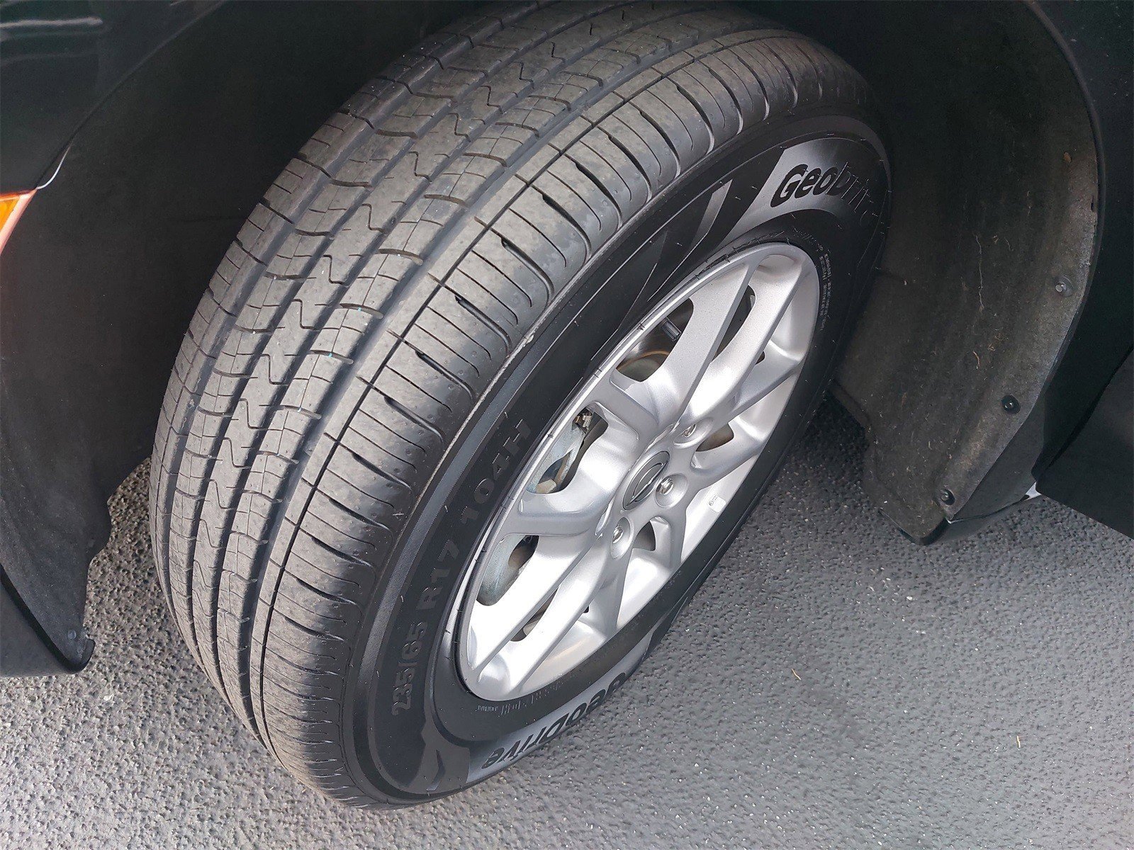 Used 2022 Chrysler Pacifica Touring-L image 42