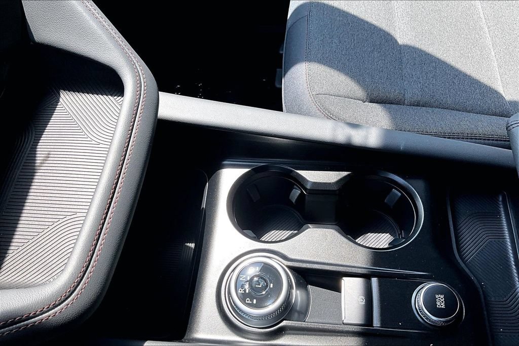 New 2026 Ford Explorer Active RWD image 8