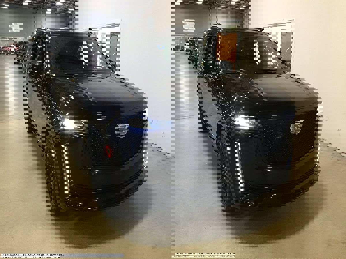 Used 2021 Cadillac Escalade ESV Sport Platinum image 6