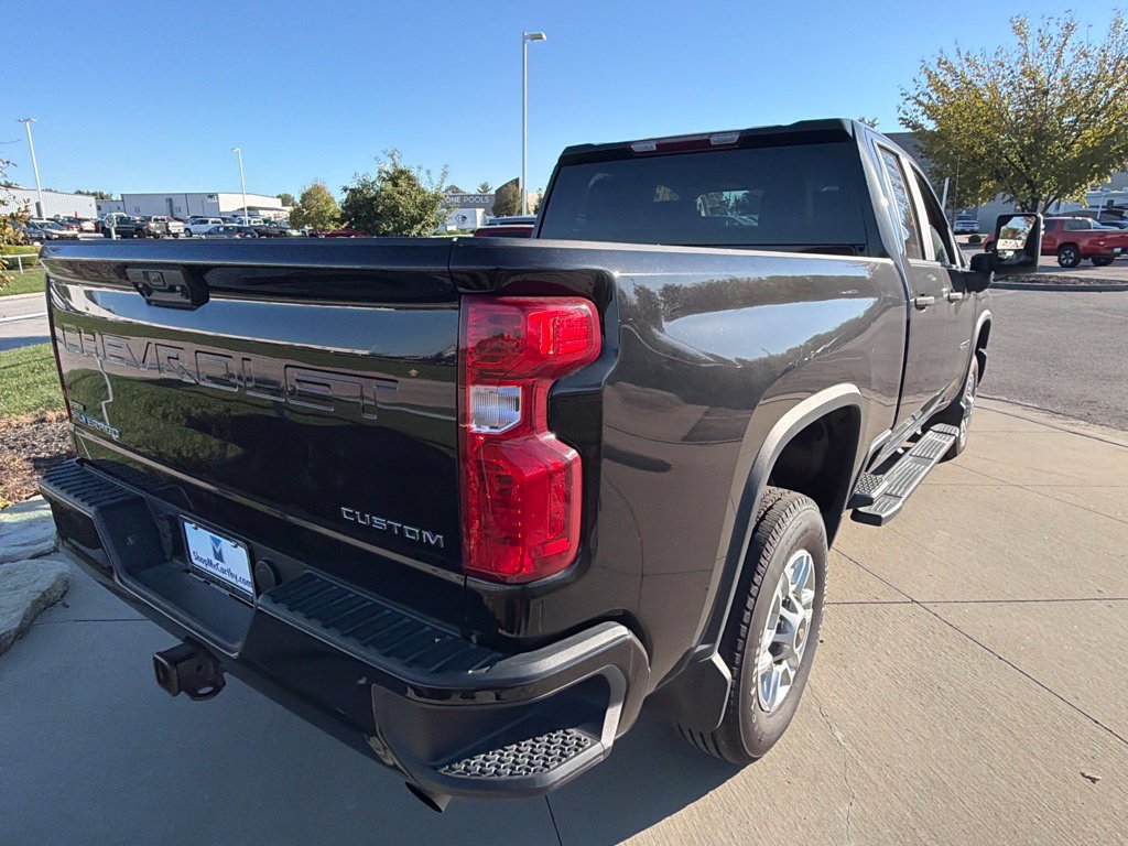Used 2026 Chevrolet Silverado 2500 Custom w/ Custom Convenience Package AWD/4WD image 12