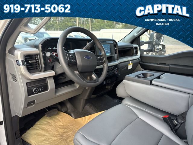 New 2025 Ford F350 XL w/ XL Chrome Package image 18
