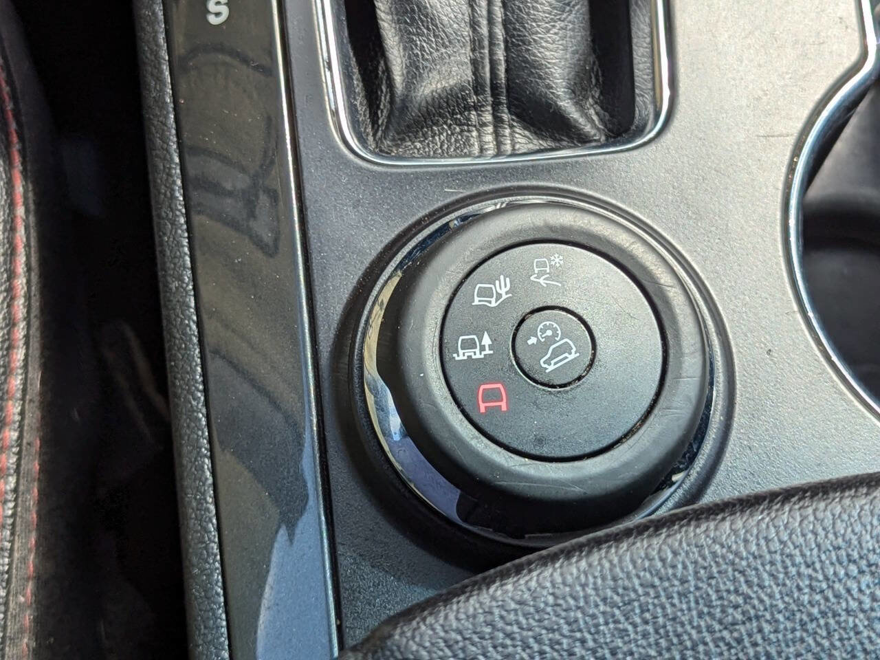 Used 2016 Ford Explorer Sport w/ Equipment Group 401A image 26