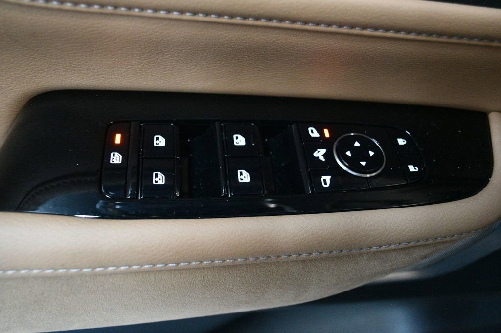 Used 2025 INFINITI QX80 Sensory image 73