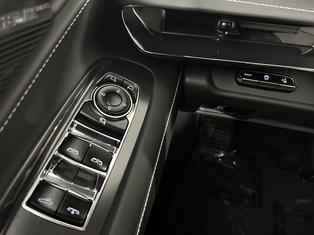 New 2026 Chevrolet Corvette Stingray Premium Conv w/ Z51 Performance Package image 19