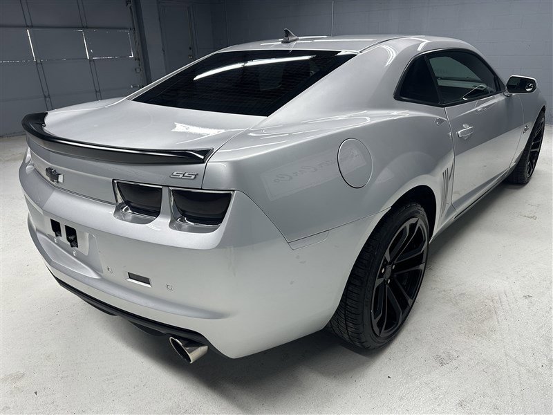 Used 2013 Chevrolet Camaro SS w/ SS Performance Package image 7