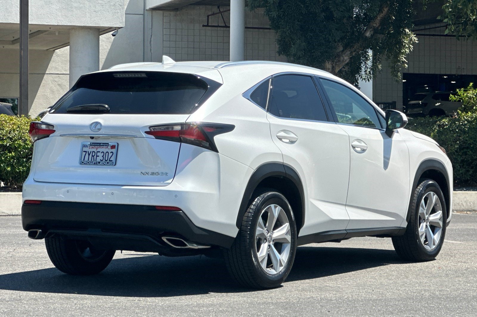 Used 2017 Lexus NX 200t FWD w/ Premium Package image 8