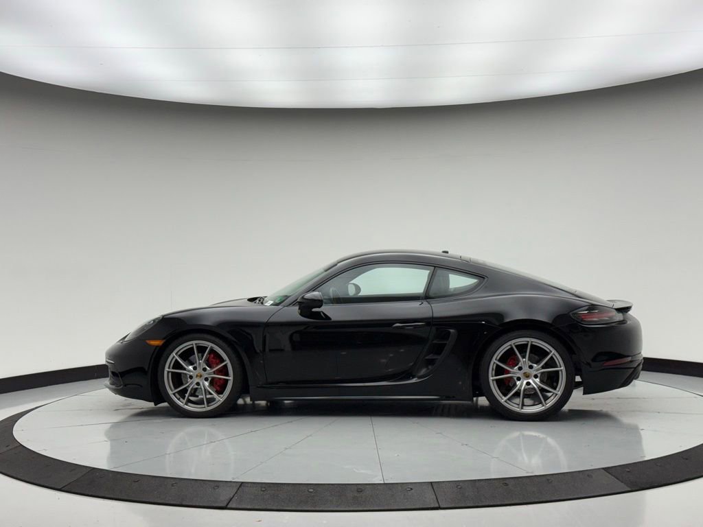 Used 2017 Porsche 718 Cayman S image 2