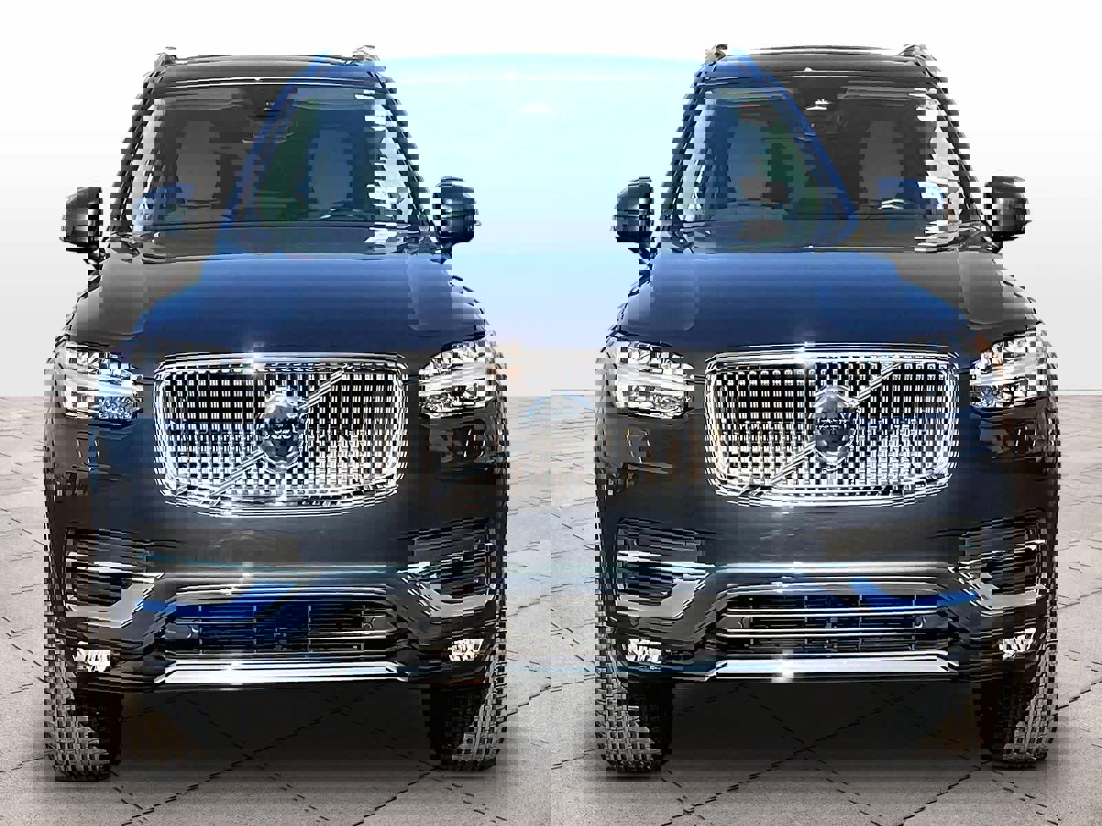 Used 2025 Volvo XC90 B6 Core w/ Climate Package image 3