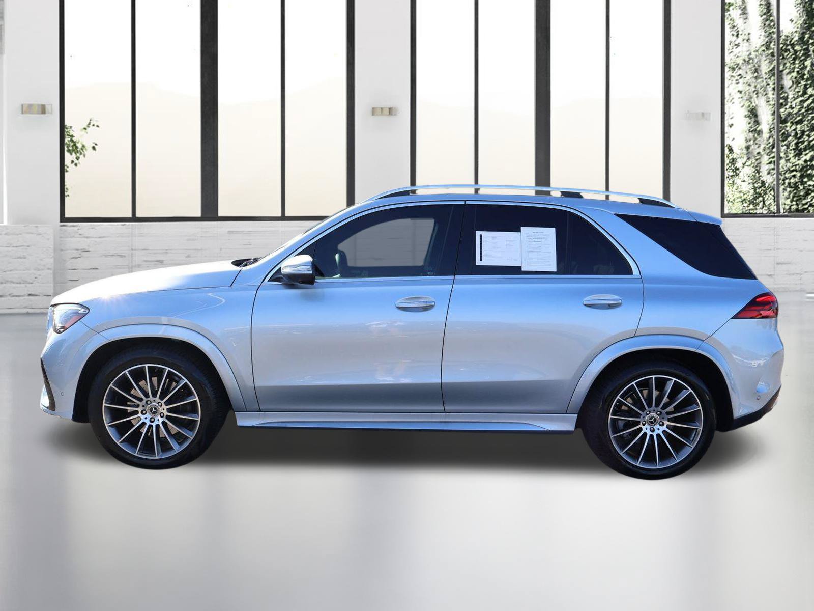 Certified 2024 Mercedes-Benz GLE 450 4MATIC image 2