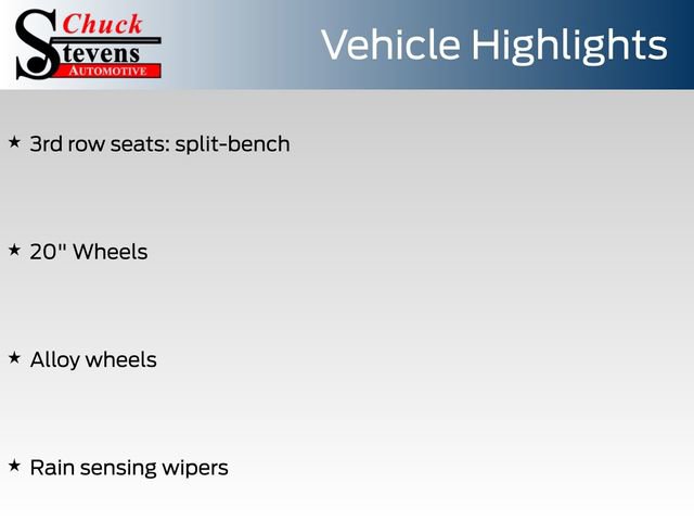 Used 2025 Land Rover Discovery S image 6