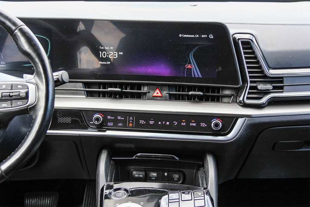 Used 2023 Kia Sportage EX w/ EX Premium Package image 14