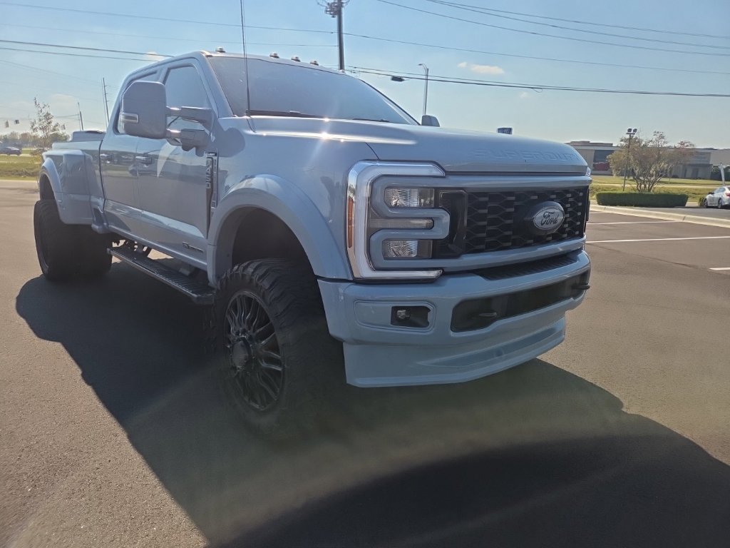 Used 2025 Ford F450 Lariat w/ FX4 Off-Road Package AWD/4WD image 31