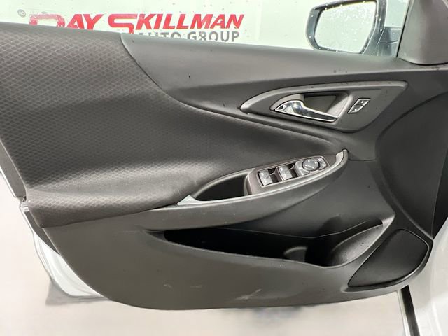 Used 2024 Chevrolet Malibu LT image 29