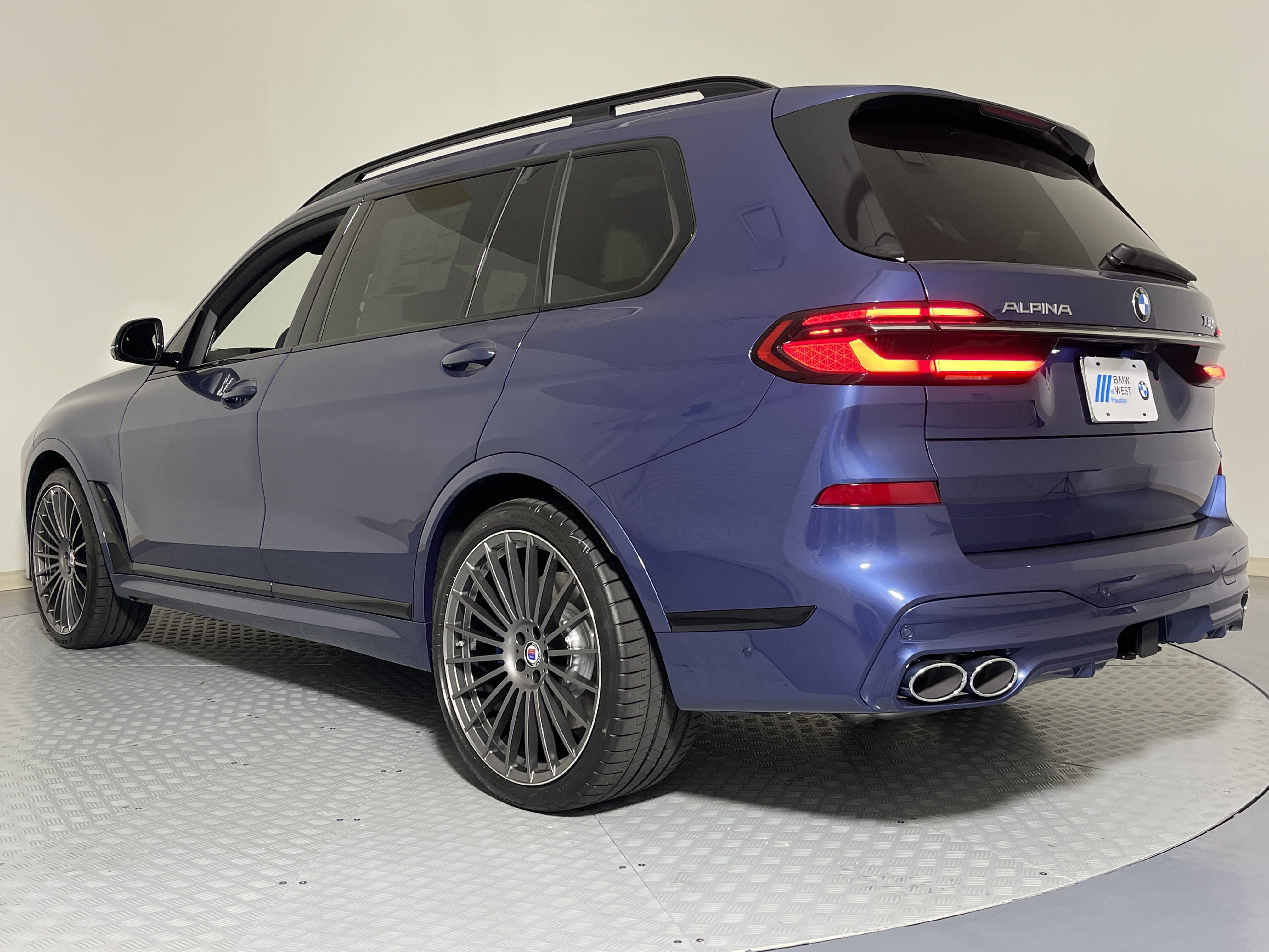 New 2026 BMW ALPINA XB7 image 5