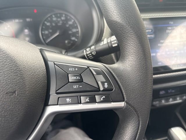 Used 2021 Nissan Kicks SV FWD image 23