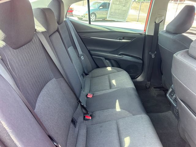Used 2025 Toyota Camry LE FWD image 31