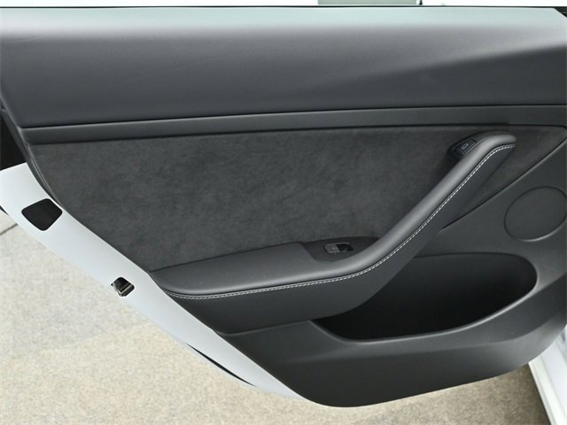 Used 2022 Tesla Model 3 Long Range image 13