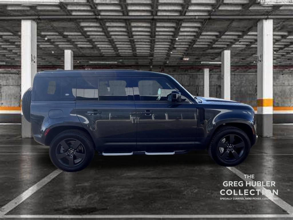 Used 2023 Land Rover Defender 110 SE image 12