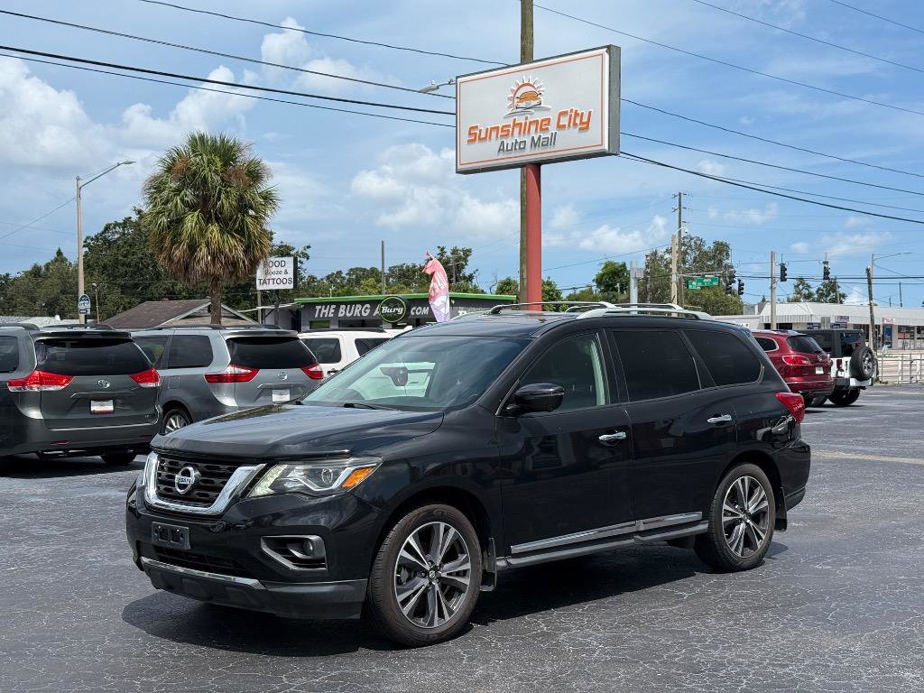 Used 2017 Nissan Pathfinder Platinum w/ Cargo Package image 1