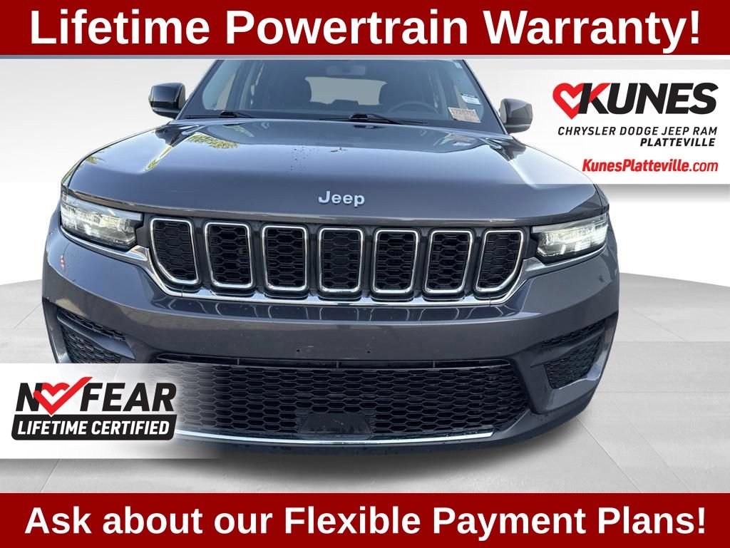 Used 2023 Jeep Grand Cherokee Laredo AWD/4WD image 8
