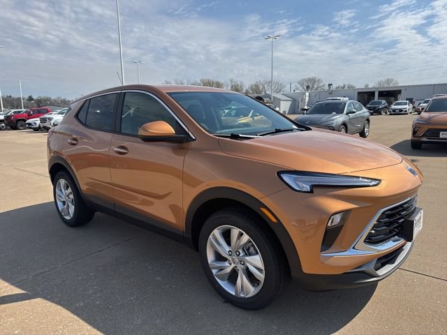 New 2026 Buick Encore GX Preferred AWD/4WD image 1