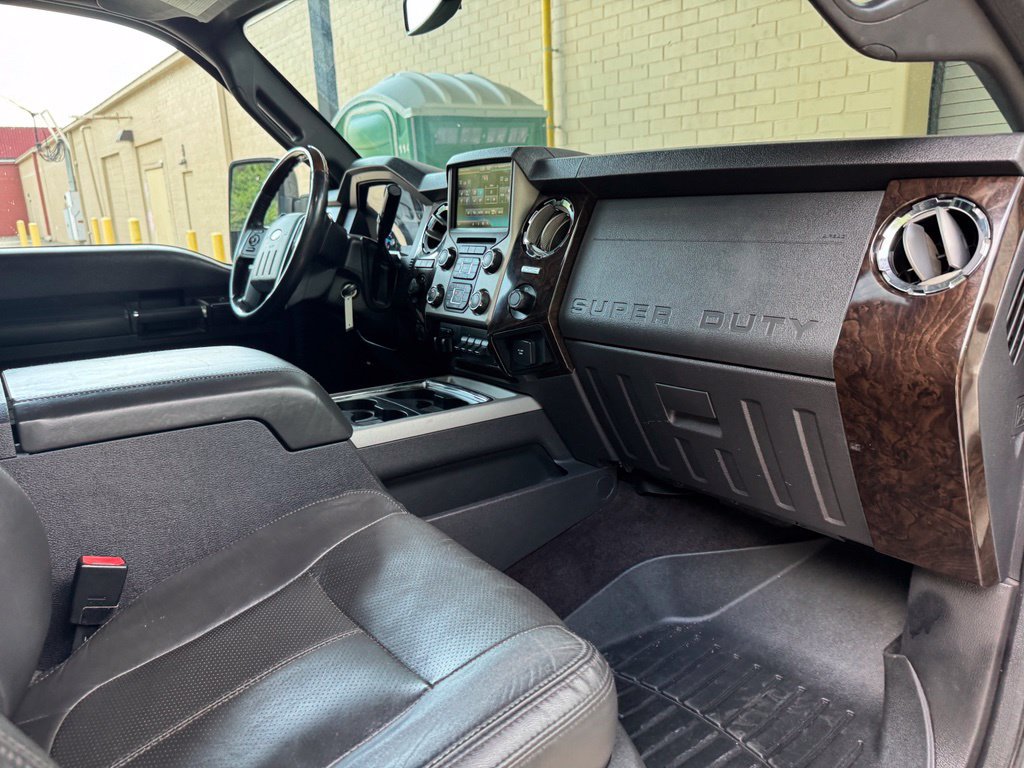 Used 2015 Ford F350 Platinum w/ Snow Plow Prep Package AWD/4WD image 33