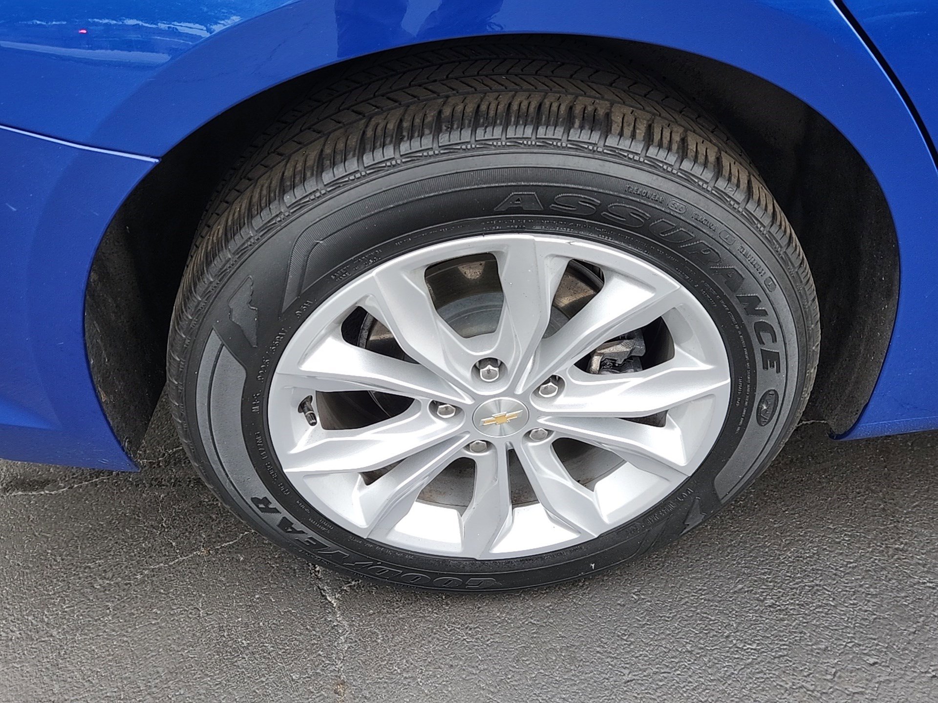 Used 2023 Chevrolet Malibu LT image 24