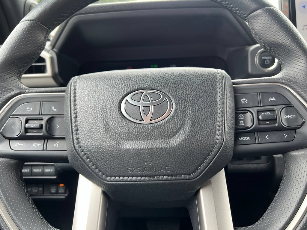 Certified 2025 Toyota 4Runner TRD Off-Road AWD/4WD image 43