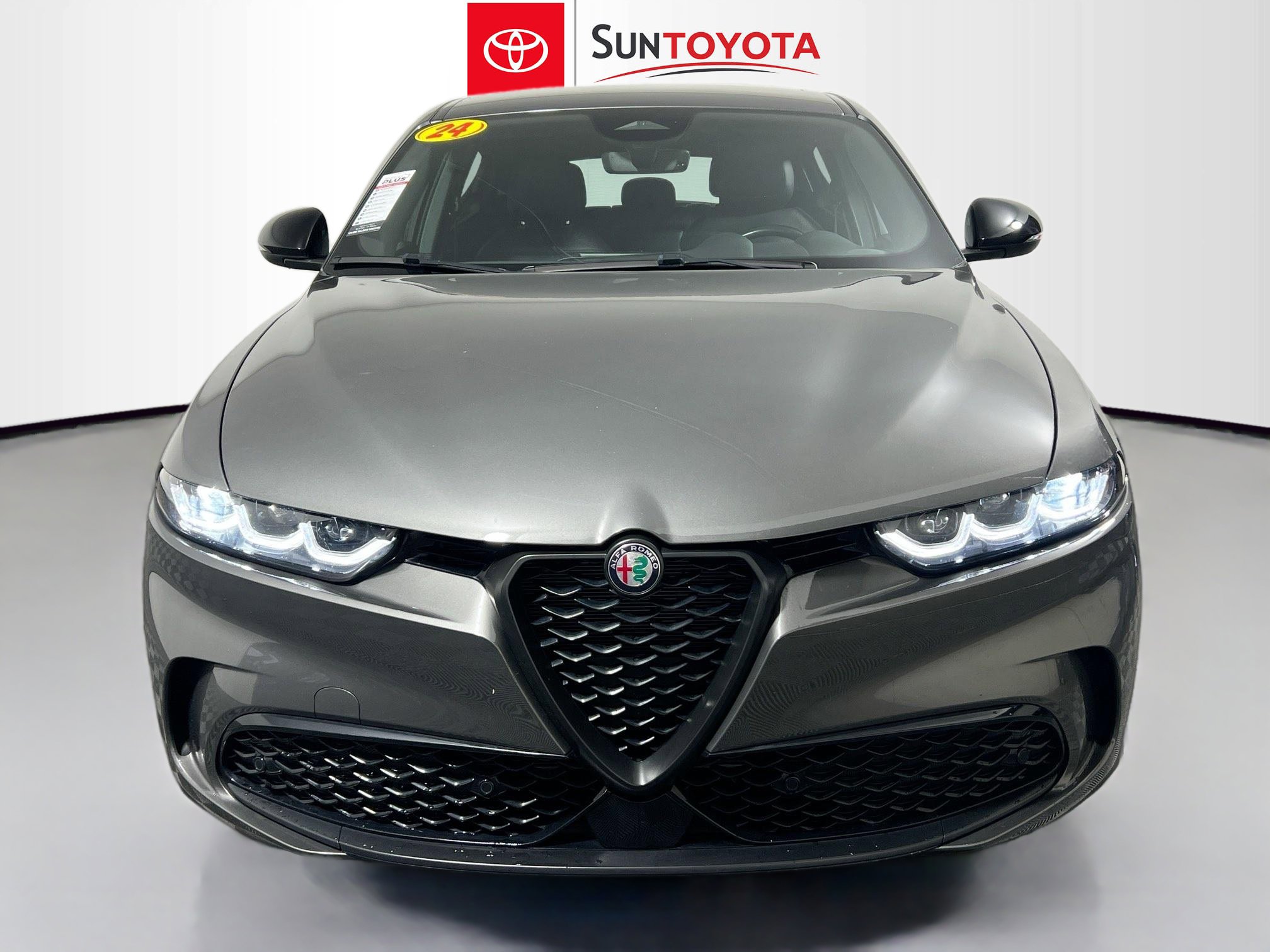 Used 2024 Alfa Romeo Tonale Veloce w/ Premium Interior Package image 10