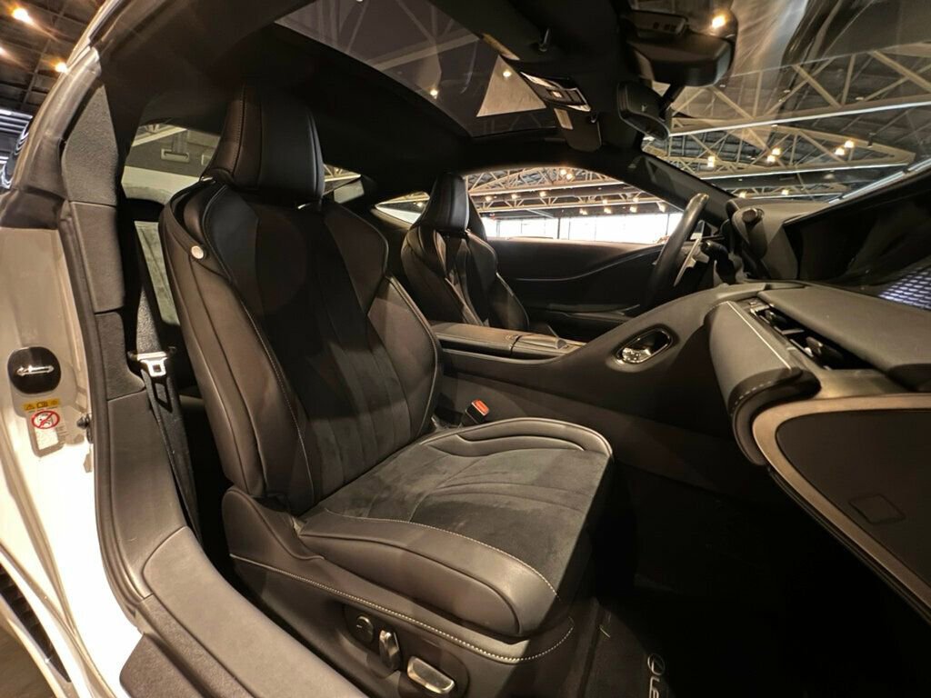 Used 2018 Lexus LC 500 Coupe w/ Sport Package image 27