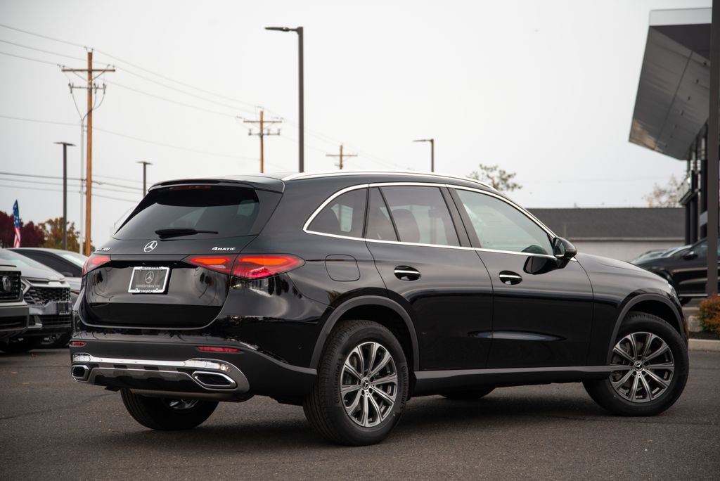 New 2026 Mercedes-Benz GLC 300 GLC 300 image 8