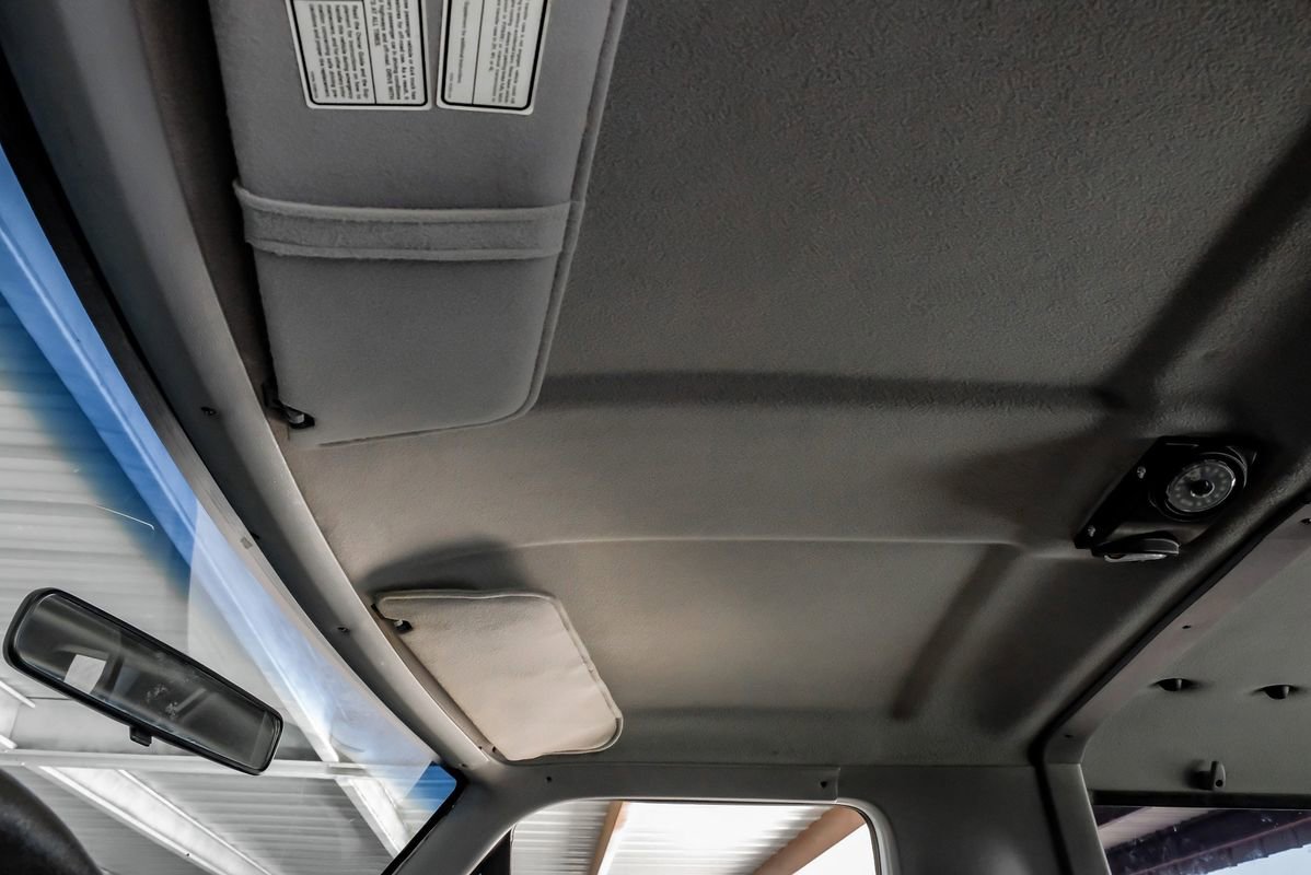 Used 1996 Ford Bronco XLT AWD/4WD image 26
