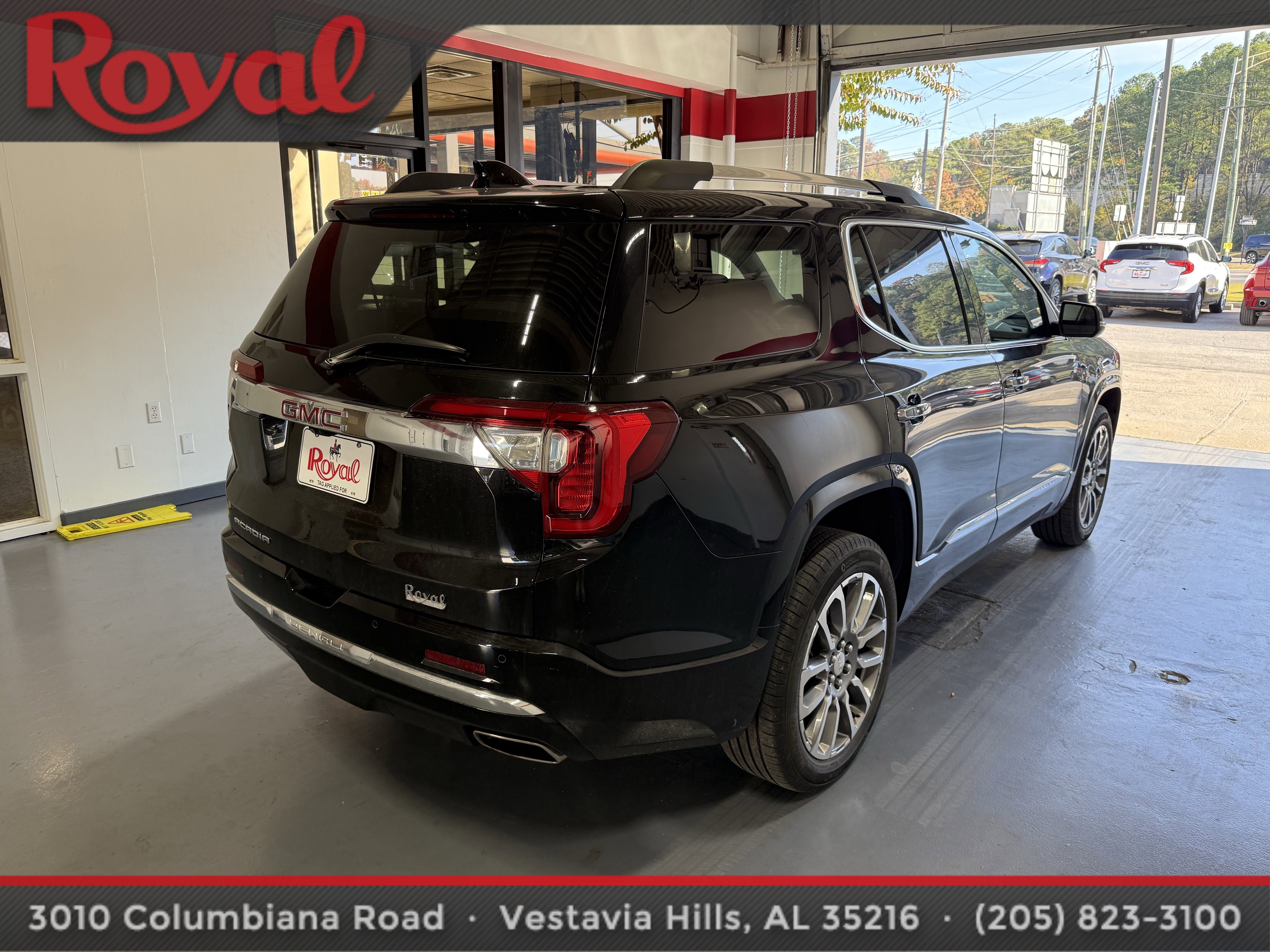 Used 2023 GMC Acadia Denali w/ Denali Ultimate Package image 33