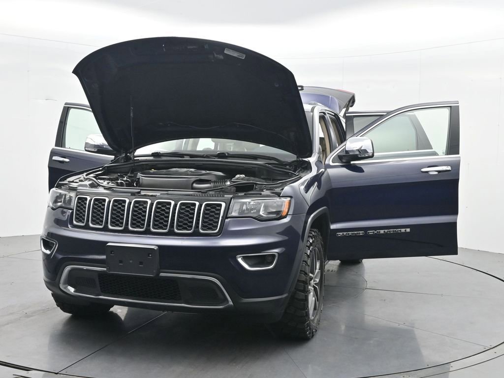Used 2018 Jeep Grand Cherokee Limited image 23