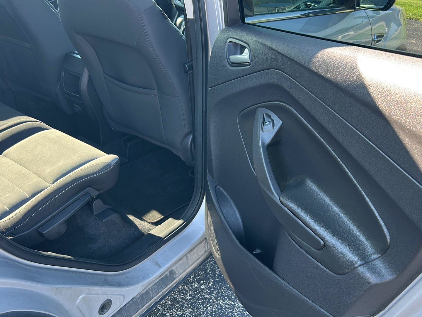 Used 2013 Ford Escape SE FWD image 8