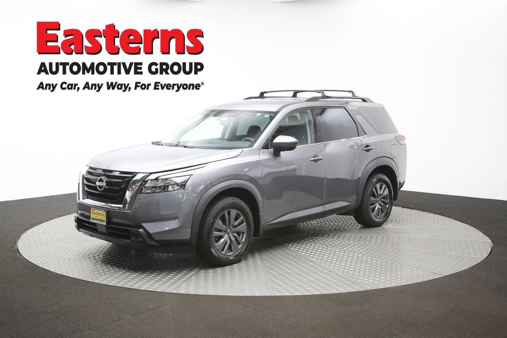 Used 2024 Nissan Pathfinder SV AWD/4WD image 54