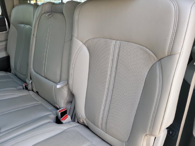 Used 2024 Jeep Wagoneer Series II w/ Flexible Seating Group RWD image 17