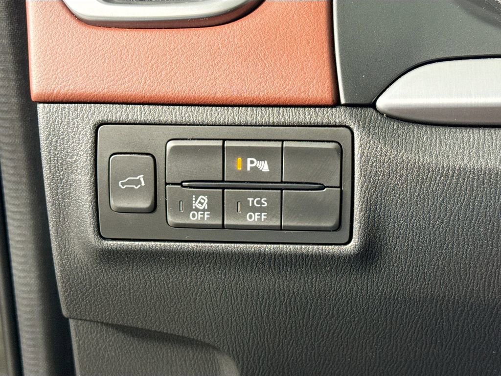 Used 2018 MAZDA CX-9 Signature image 10