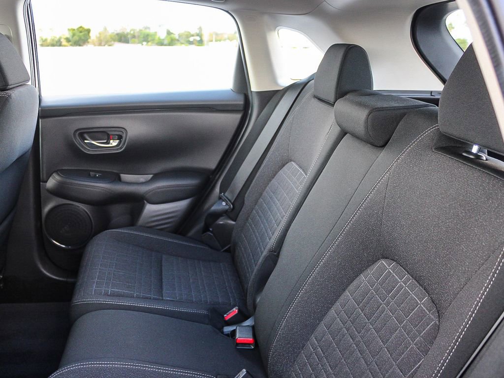 Certified 2023 Honda HR-V LX image 19