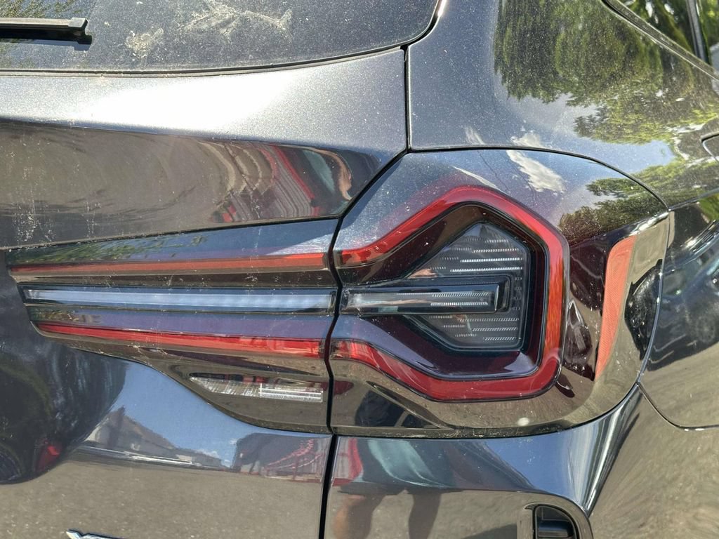 Used 2023 BMW X3 xDrive30i w/ M Sport Package AWD/4WD image 11