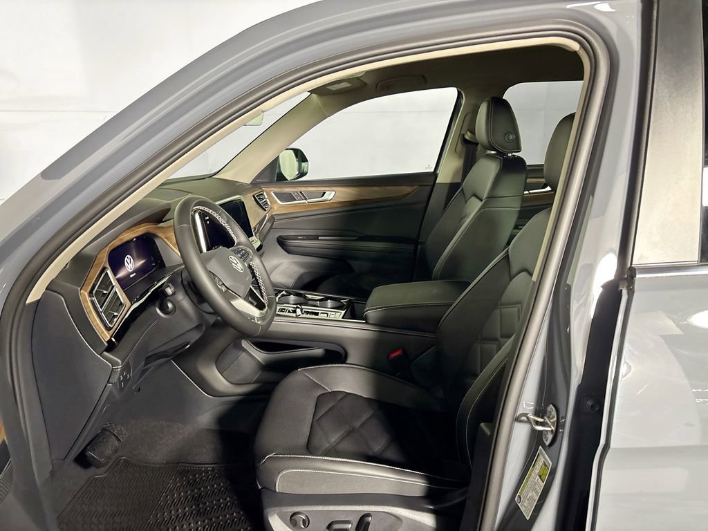 New 2026 Volkswagen Atlas SE image 11