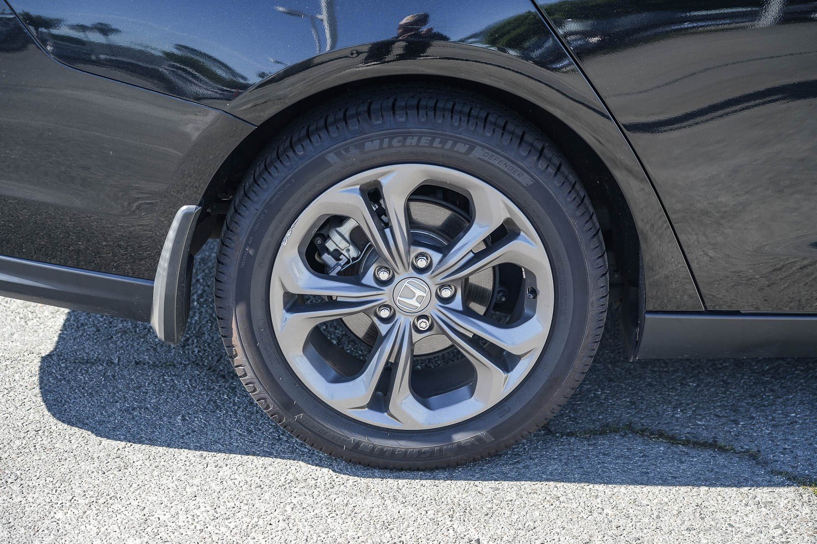 Certified 2023 Honda Accord EX image 12